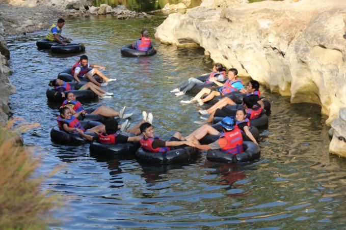 Tubing Sungai Oyo